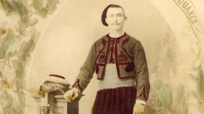 Baptiste Deschamps Originaire de Smarves, le zouave Baptiste Deschamps habitait Valdivienne quand il a été appelé à la guerre en 1914. © (Photo dr)
